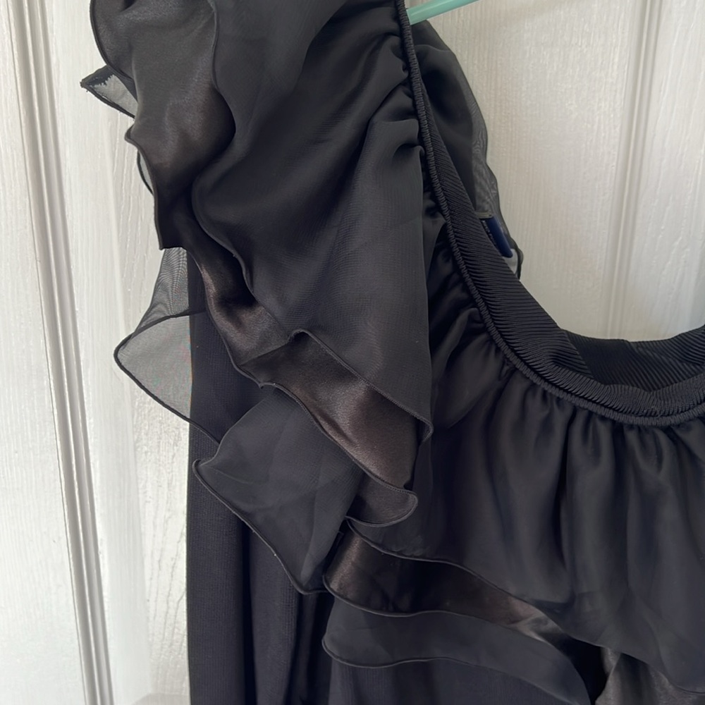 Boston Proper Black Ruffled One-Shoulder Top - Picture 2 of 3